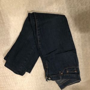 Lucky Brand dark blue jeans, 6/28